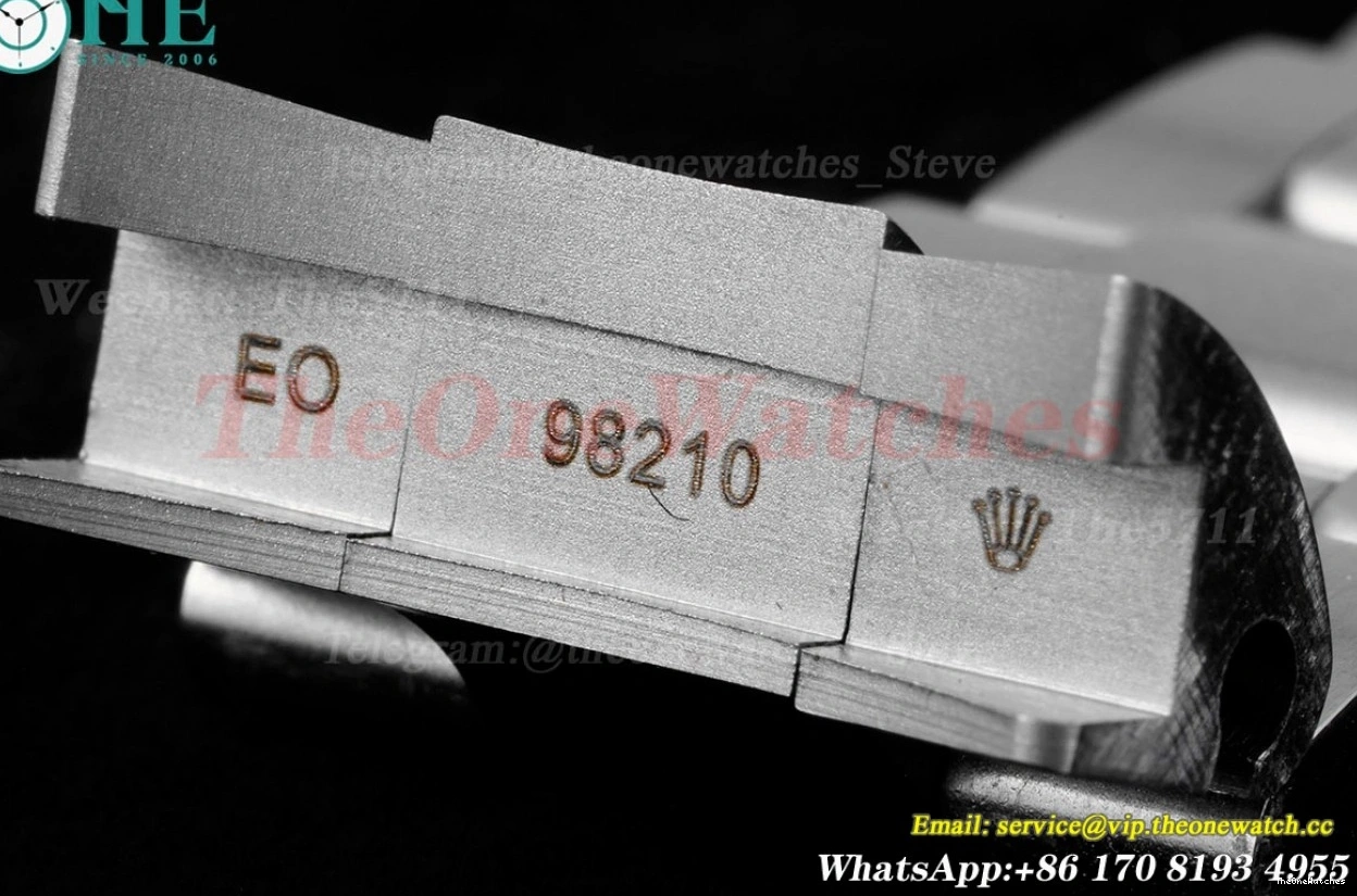 dweller APF SS 126660 VR3235 Black DeepSea 44mm Dot SS 0407